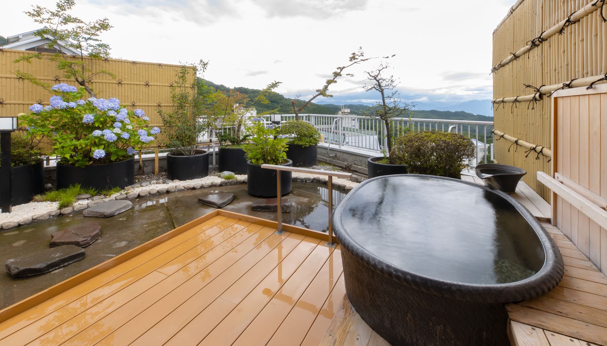 貸切り露天風呂「なごみ」